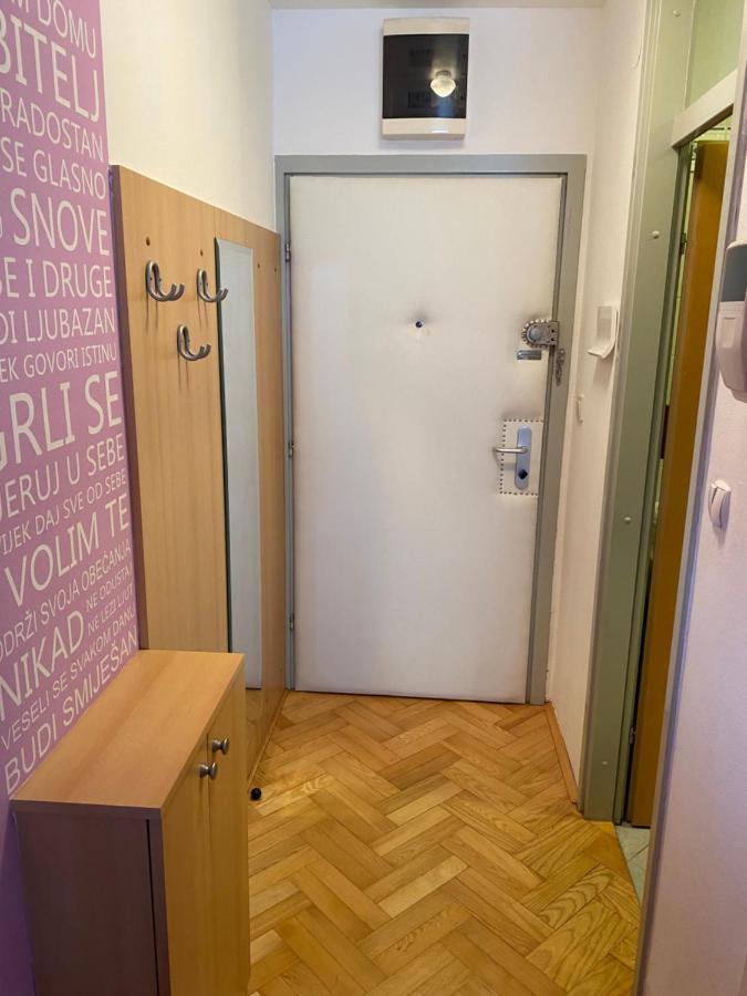 Apartament Self Check-In Studio With Wi-Fi And Parking Place Zagrzeb Zewnętrze zdjęcie