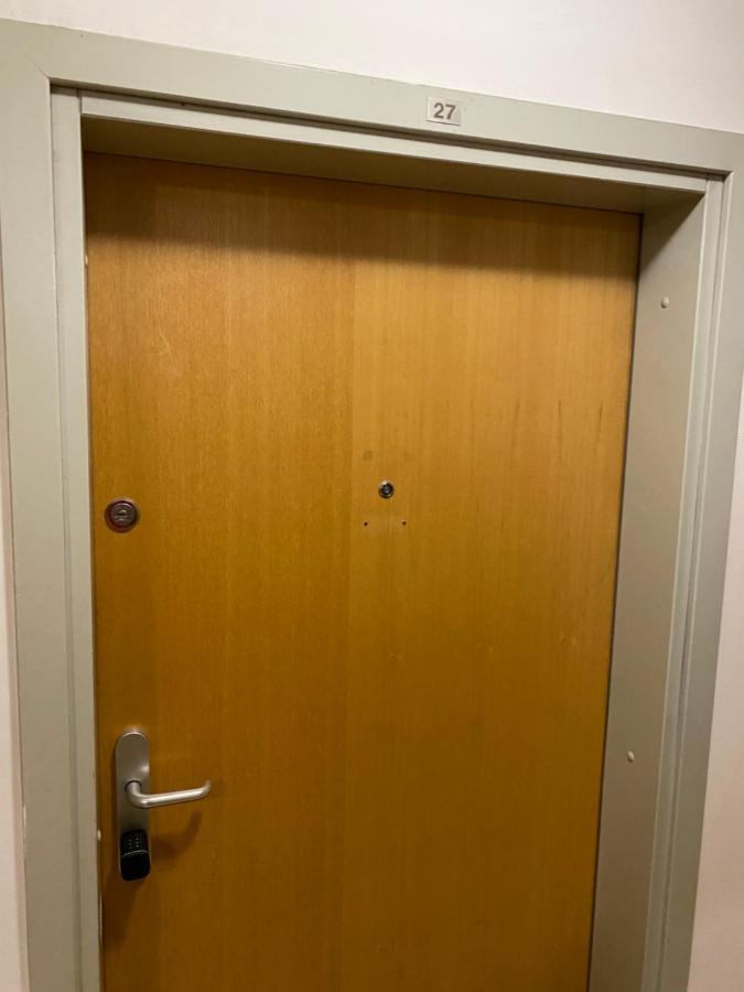 Apartament Self Check-In Studio With Wi-Fi And Parking Place Zagrzeb Zewnętrze zdjęcie